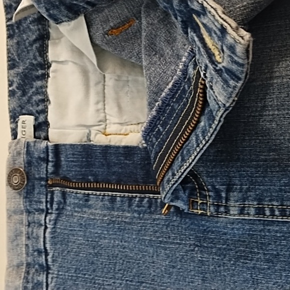 Tommy Hilfiger Knee Length Denim Stretch Skirt Back Vent 16 - Picture 10 of 14